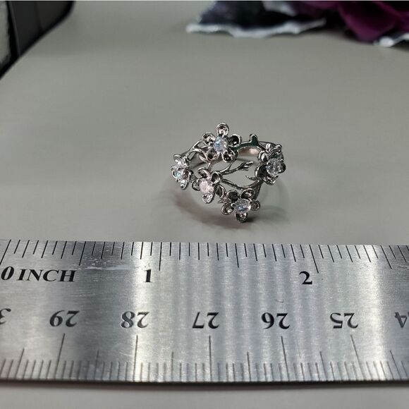 Clear White Diamond Ring on 925 Sterling Silver - Picture 6 of 6